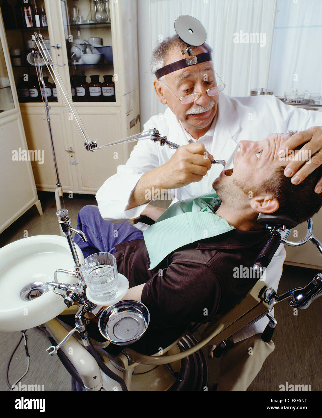Hamburg, Germany, dentist and patient Stock Photo Alamy