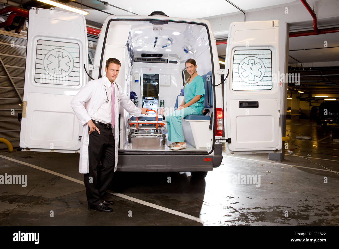 Paramedics at work Stock Photo - Alamy