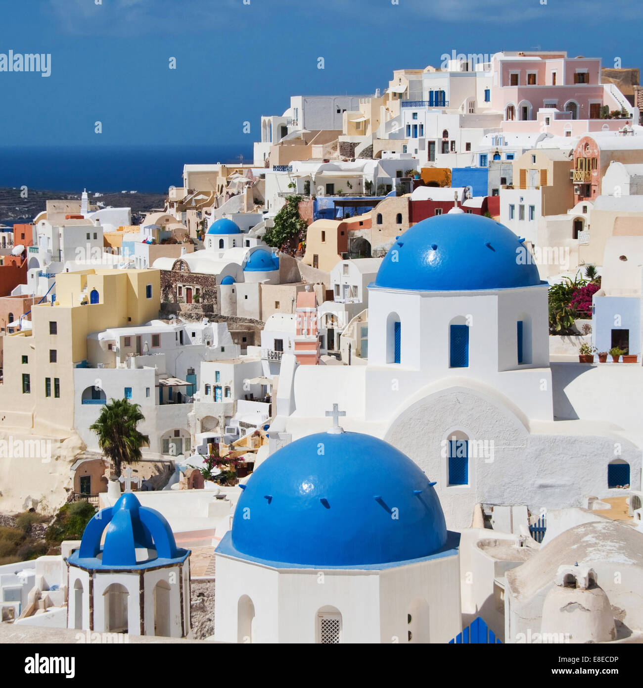 White village of Oia in Santorini island, Greece Stock Photo - Alamy