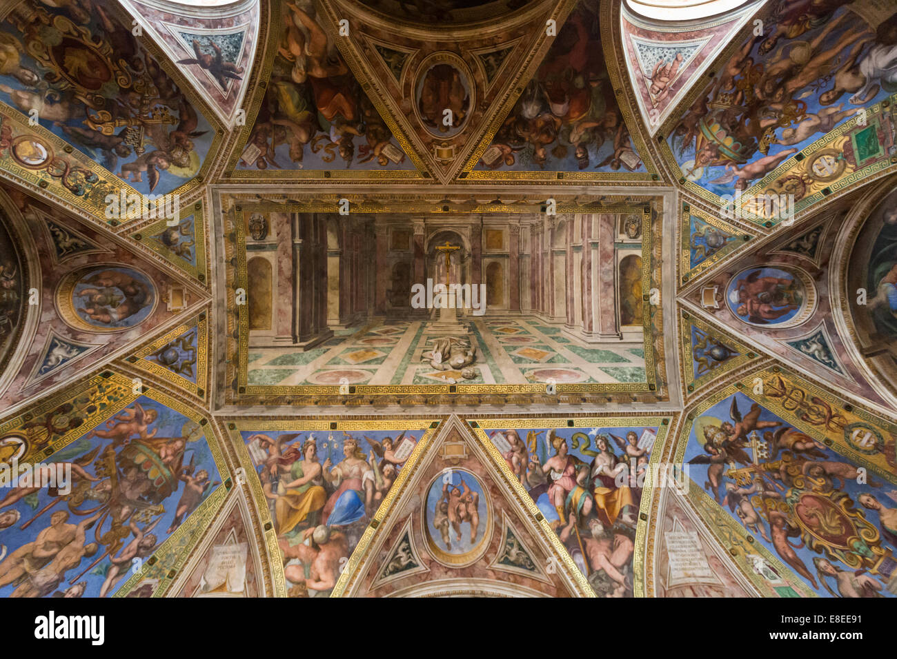 Ceiling of Sala di Costantino (Hall of Constantine), Raphael Rooms (Stanze di Raffaelo), Vatican Museum, Vatican City Stock Photo