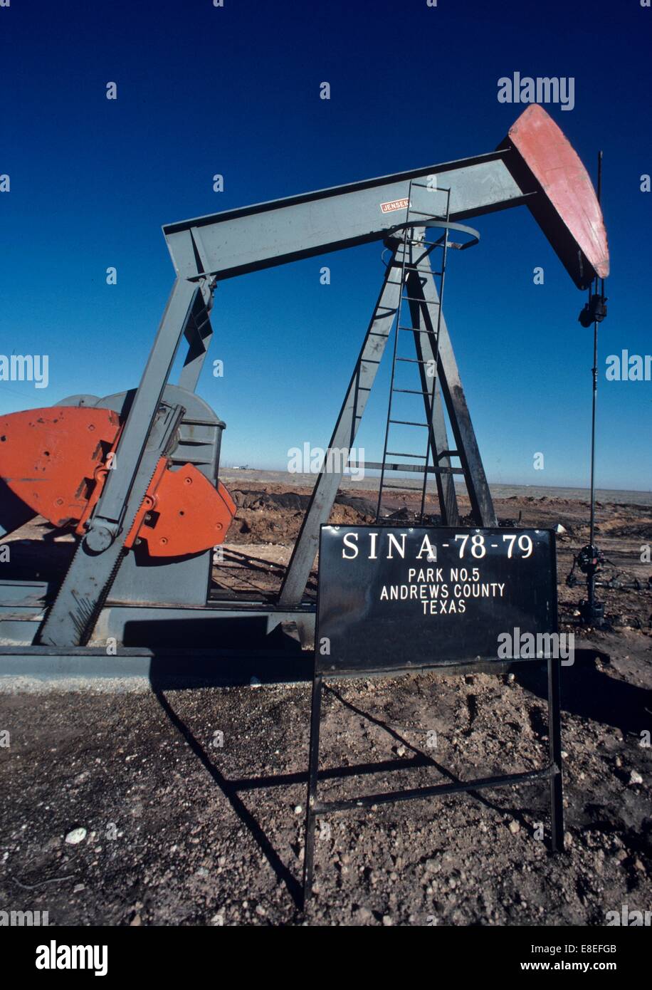 Wellhead pump jack hires stock photography and images Alamy