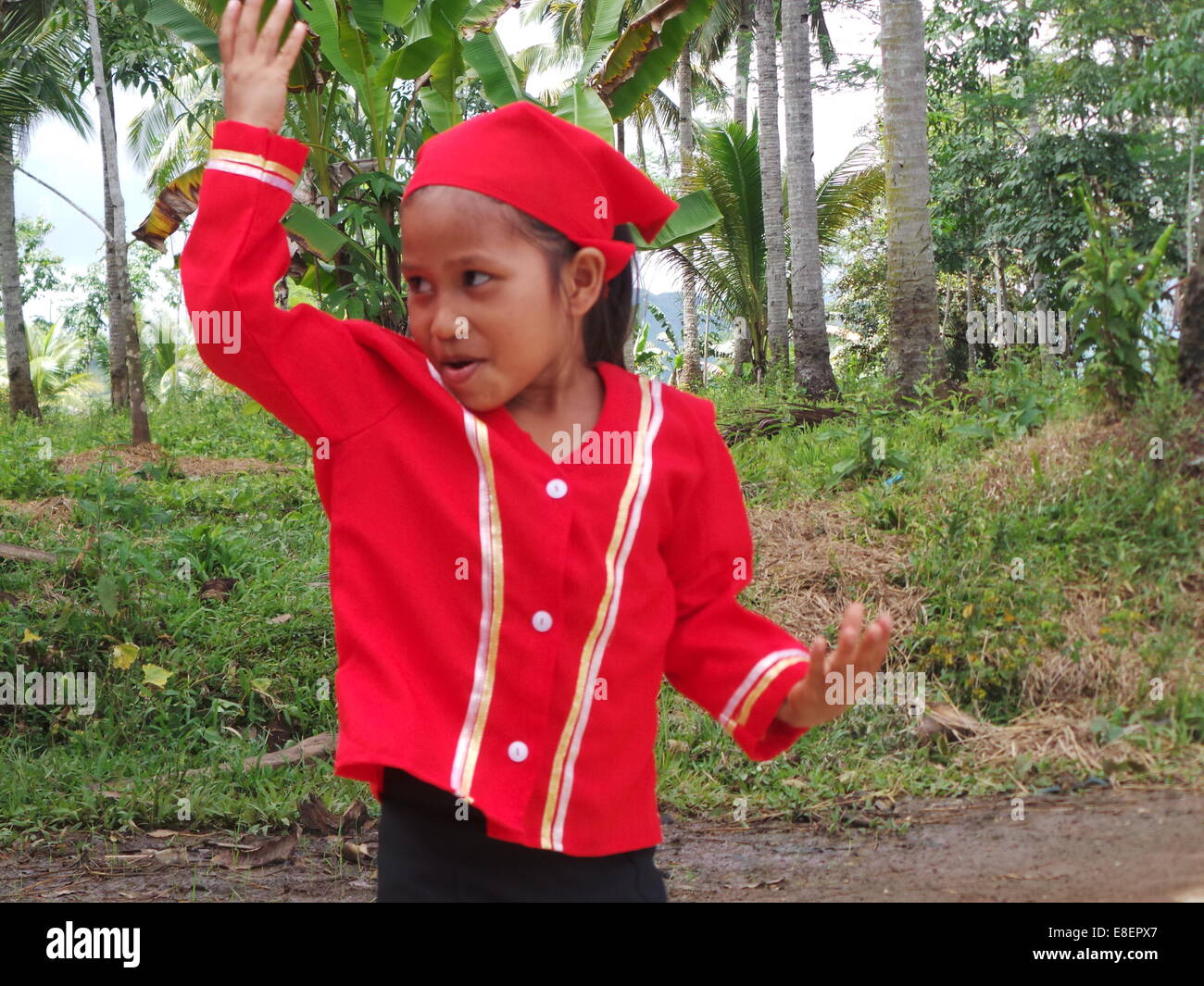 Young kid performs different Subanen dances. Subanen is one of the endangered tribes in Mindanao. Dumingag town in Zamboanga del Sur province in the island of Mindanao is adhering in preserving the cultures and traditions of their town, as a matter of fact during town fiestas, pop dance are prohibited and traditional songs and dances are promoted to alleviate their cultural pride. © Sherbien Dacalanio/Pacific Press/Alamy Live News Stock Photo