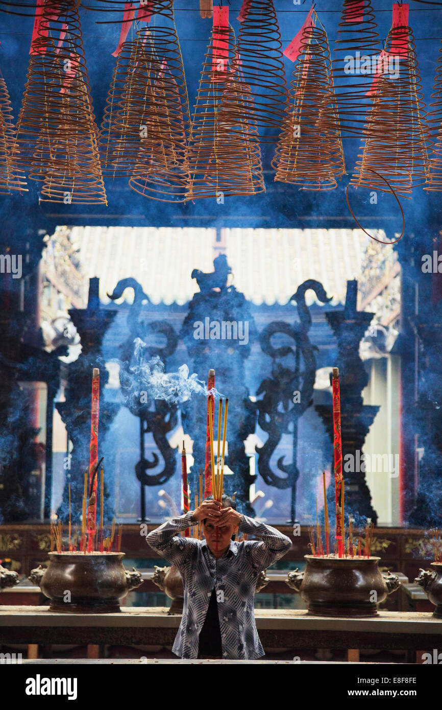 Vietnam thien hau temple hi-res stock photography and images - Alamy