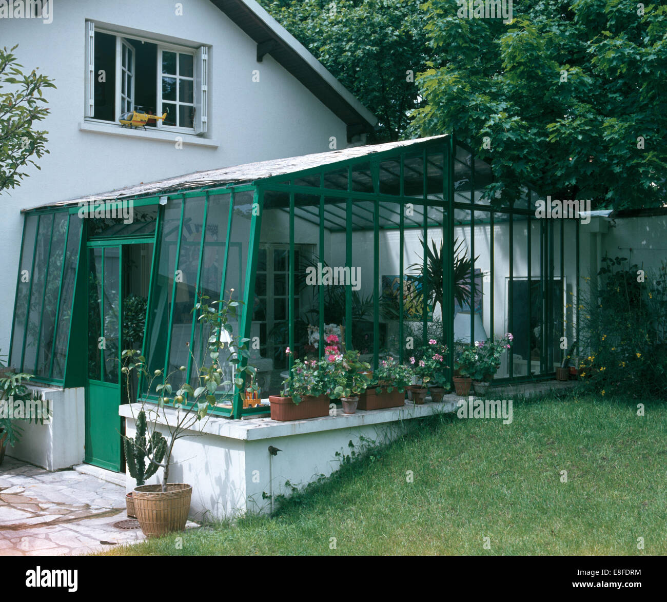 Conservatory house extension hi-res stock photography and images - Alamy