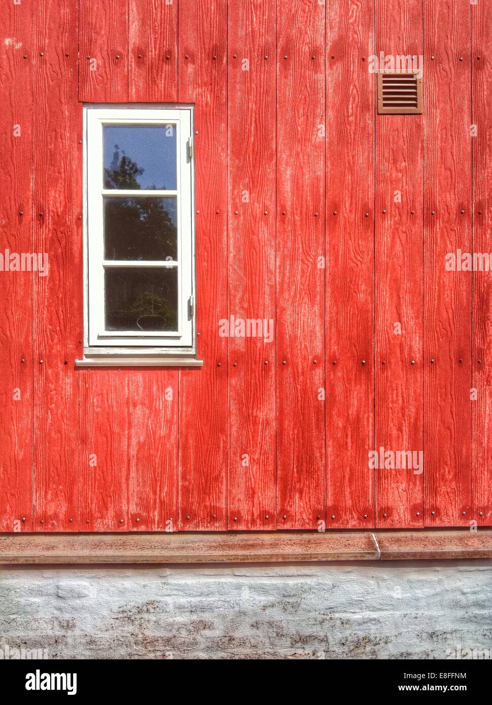 Wooden house exterior hi-res stock photography and images - Alamy