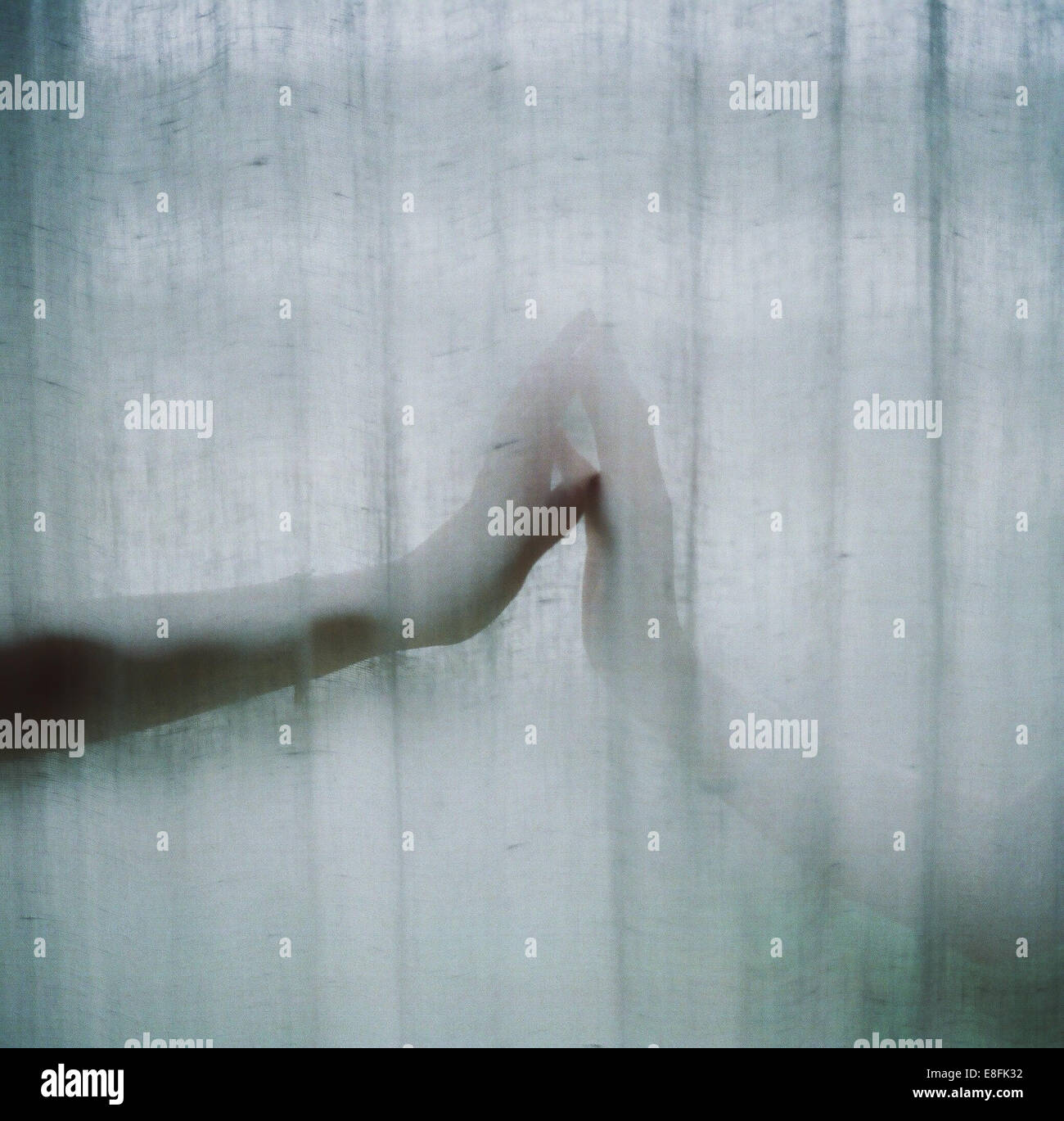 Hands touching silhouette hi-res stock photography and images - Alamy