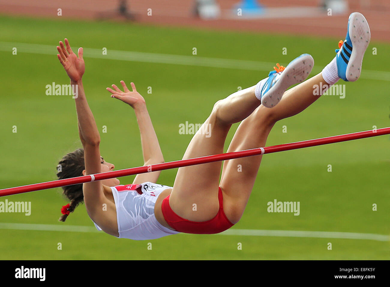 Isobel Pooley (ENG) wins the Silver Medal - Womens High Jump Final. Athletics - Hampden Park - Glasgow - UK - 01/08/2014 - Stock Photo