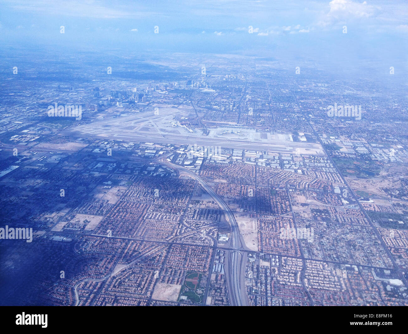 Vista aérea diurna de la franja de las vegas fotografías e imágenes de alta  resolución - Página 2 - Alamy