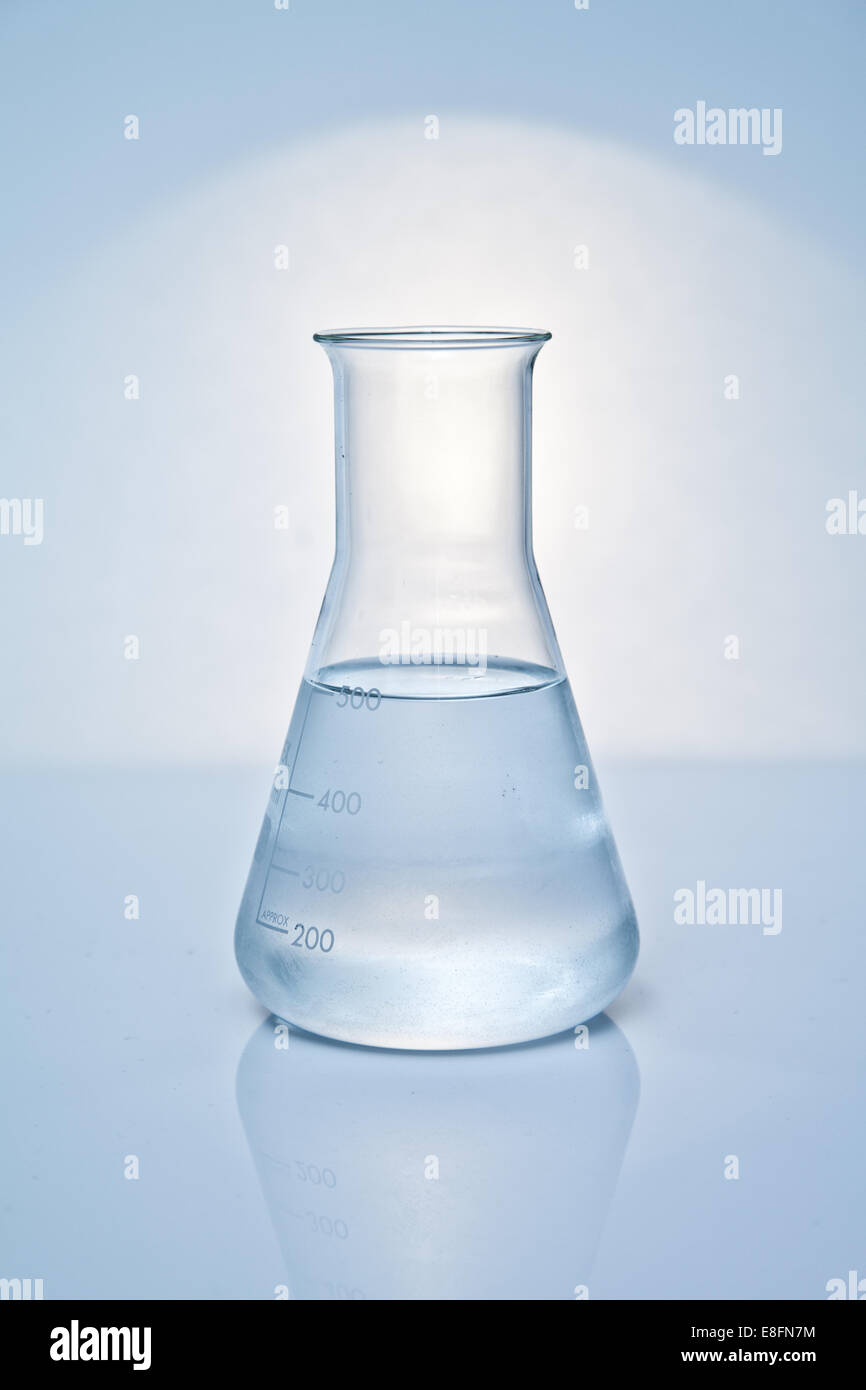 Conical flask hires stock photography and images Alamy