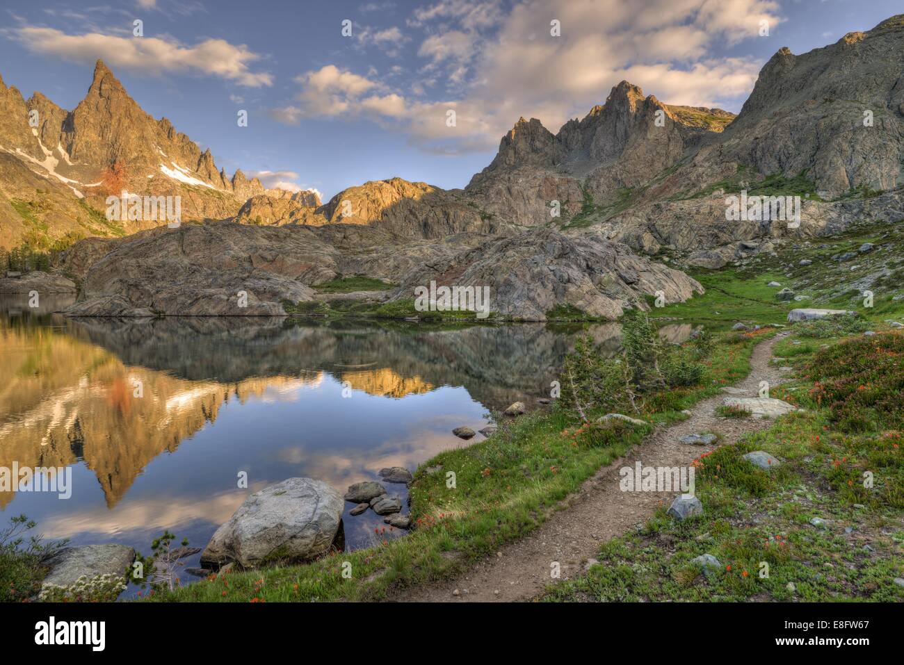 USA, California, Inyo National Forest, Path to Mountains Stock Photo