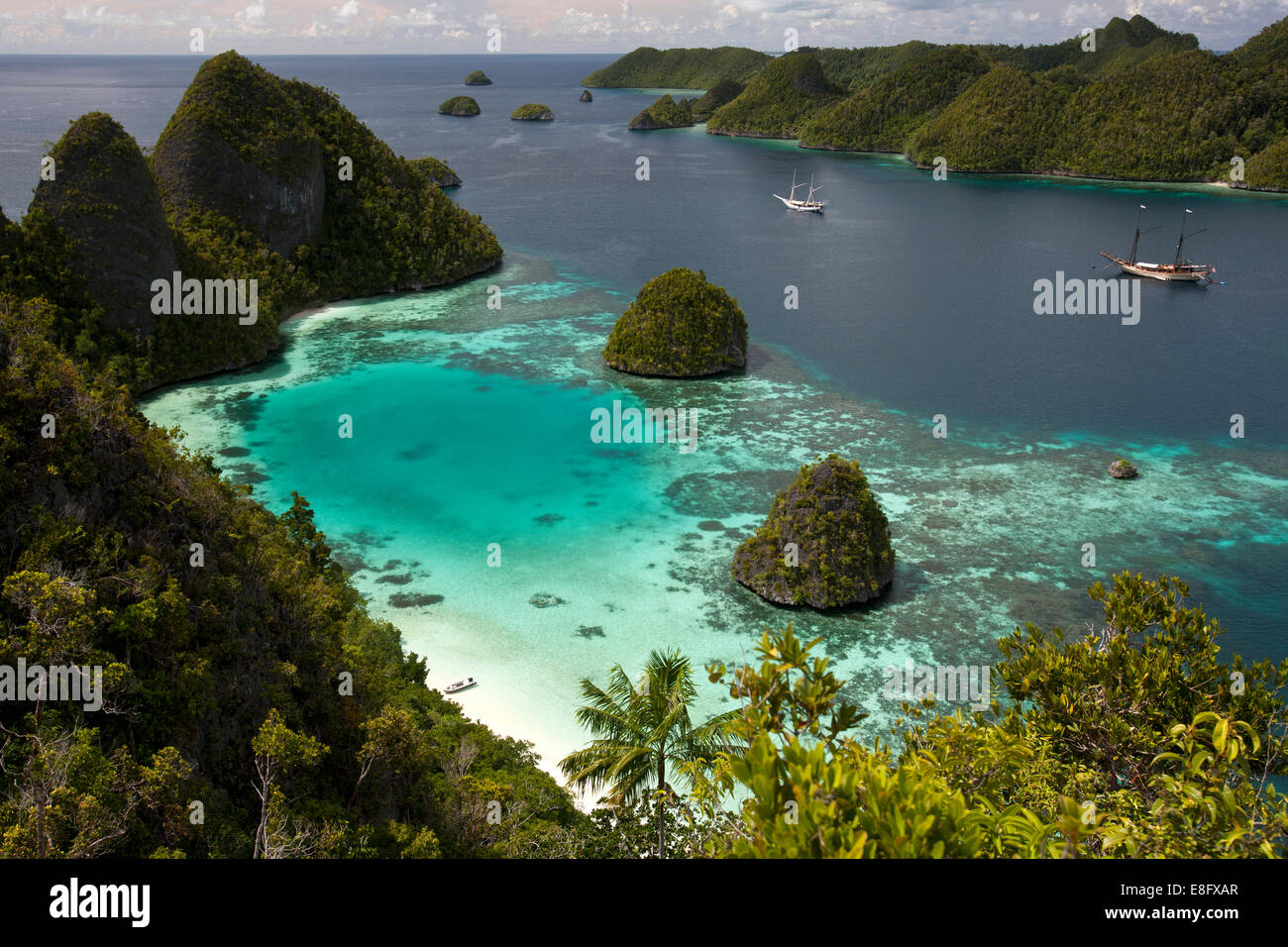 Tranquility bay hi-res stock photography and images - Alamy