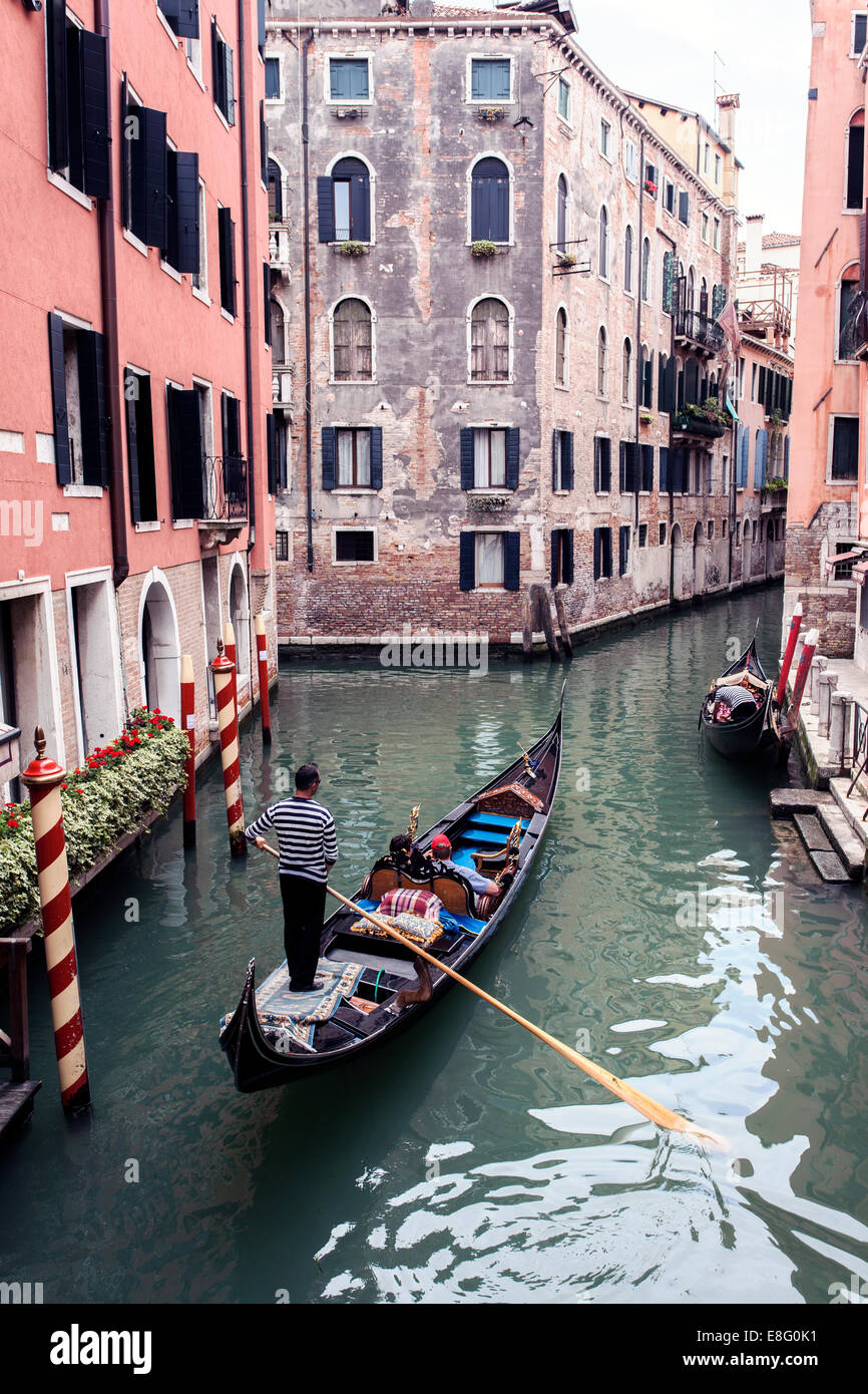 Gondola on a venetian canal hi-res stock photography and images - Alamy