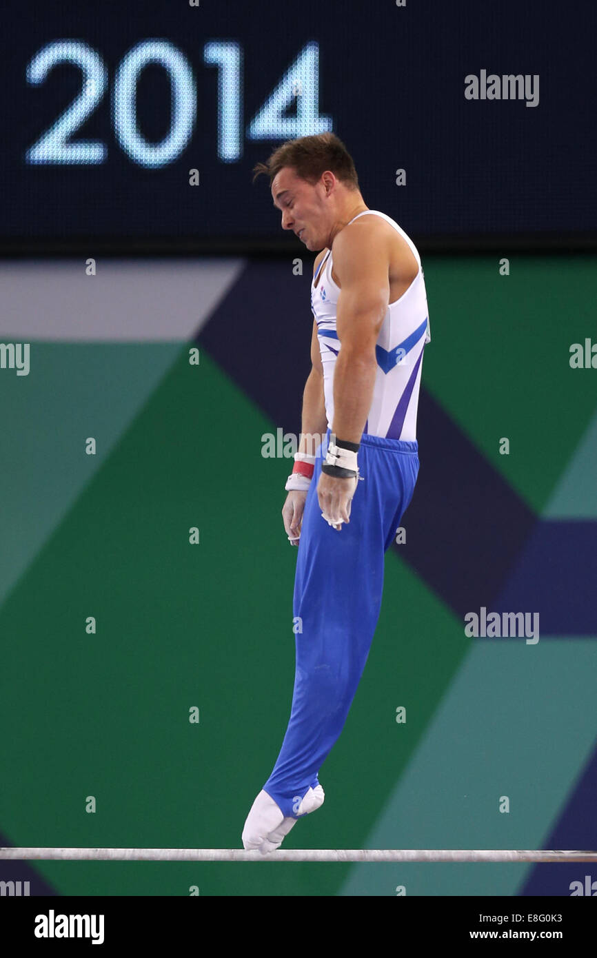 Daniel Keatings (SCO) is pleased with his performance on the horizontal bar. Artistic Gymnastics- Men's All Round Final - The SS Stock Photo