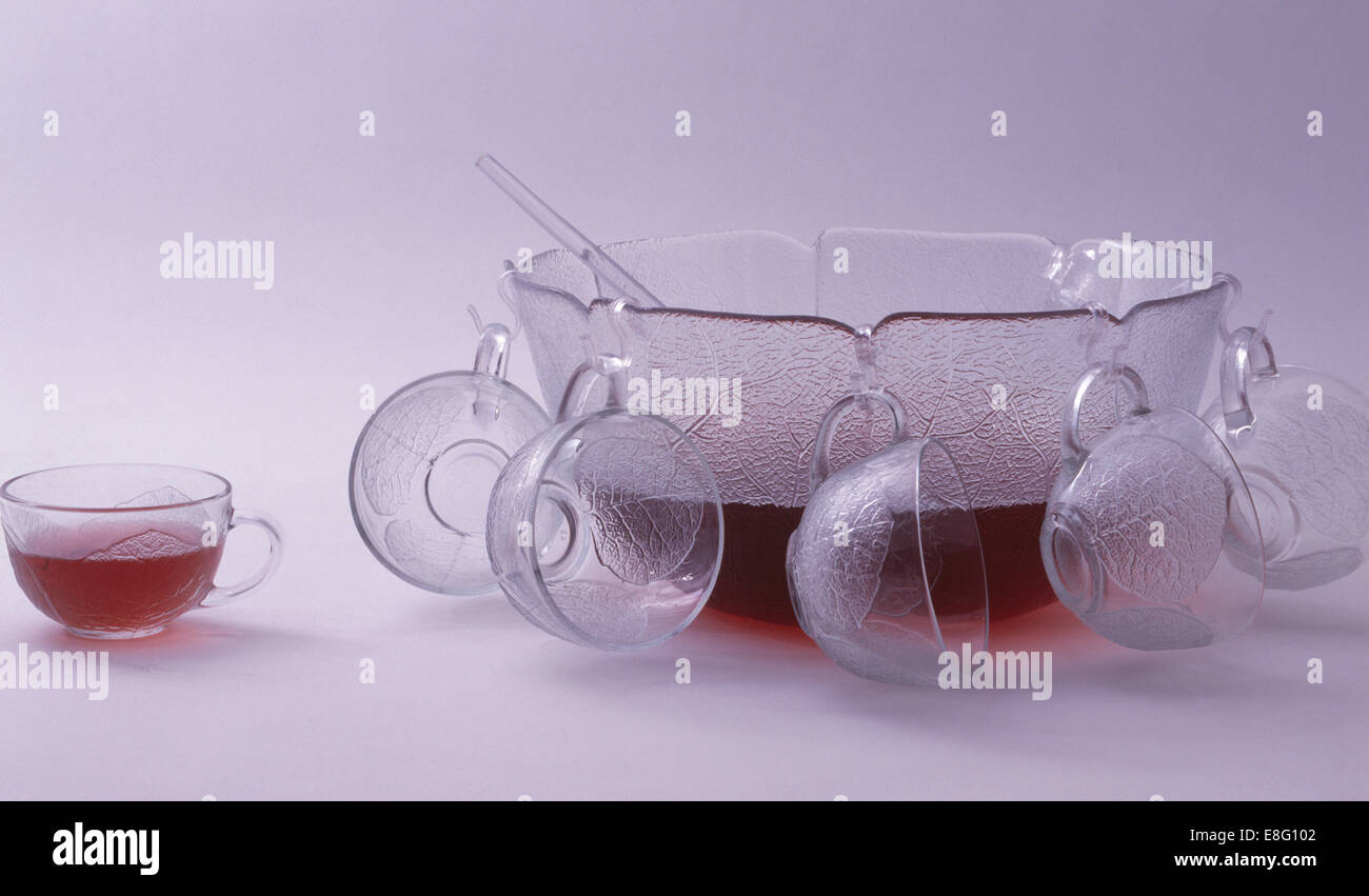 Punch bowl hires stock photography and images Alamy