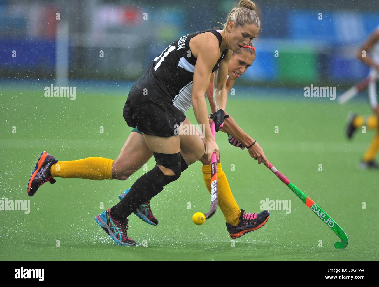 Michelsen nzl shelley russell rsa hi-res stock photography and images -  Alamy