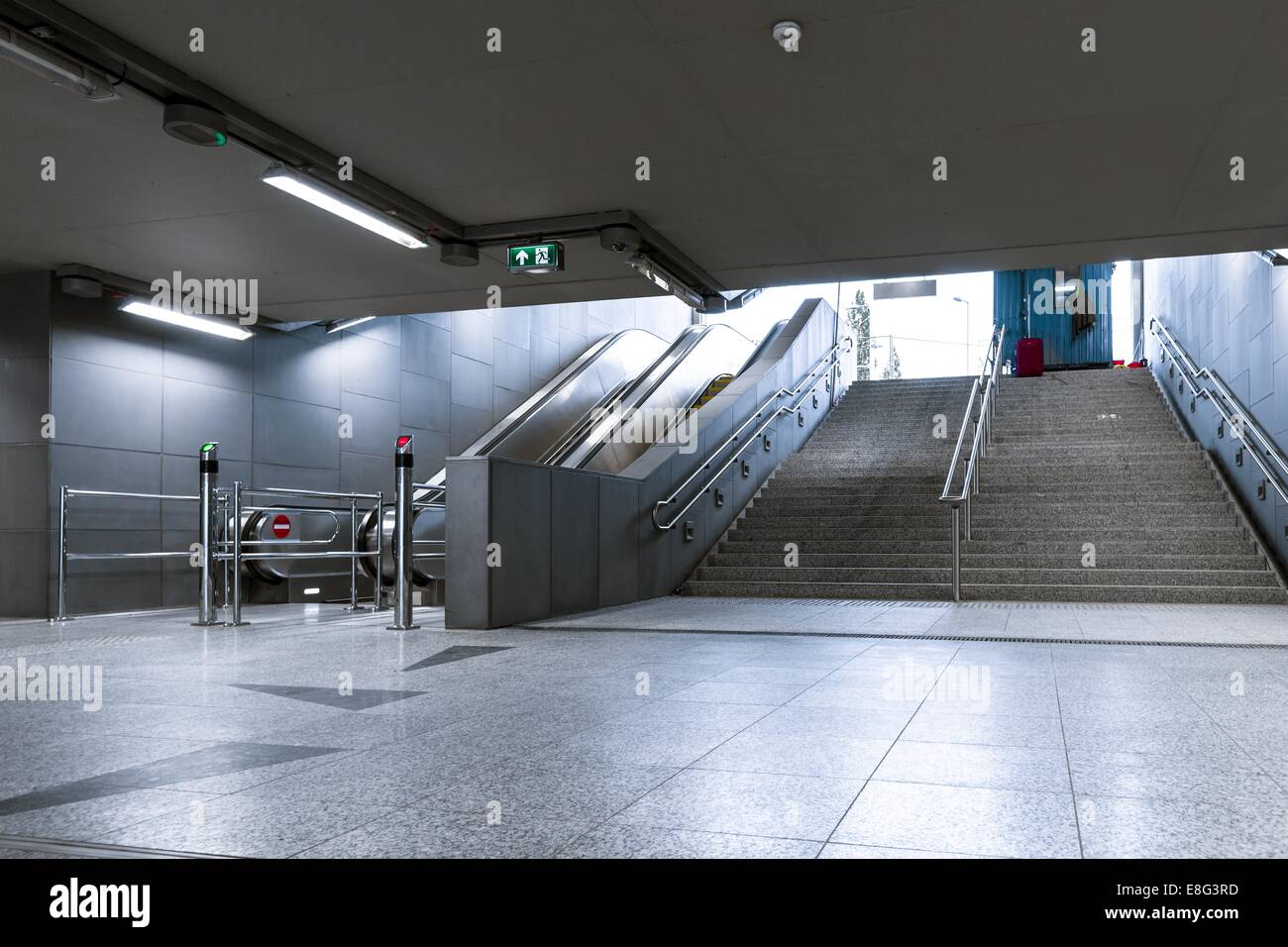 Modern metro interior Stock Photo - Alamy