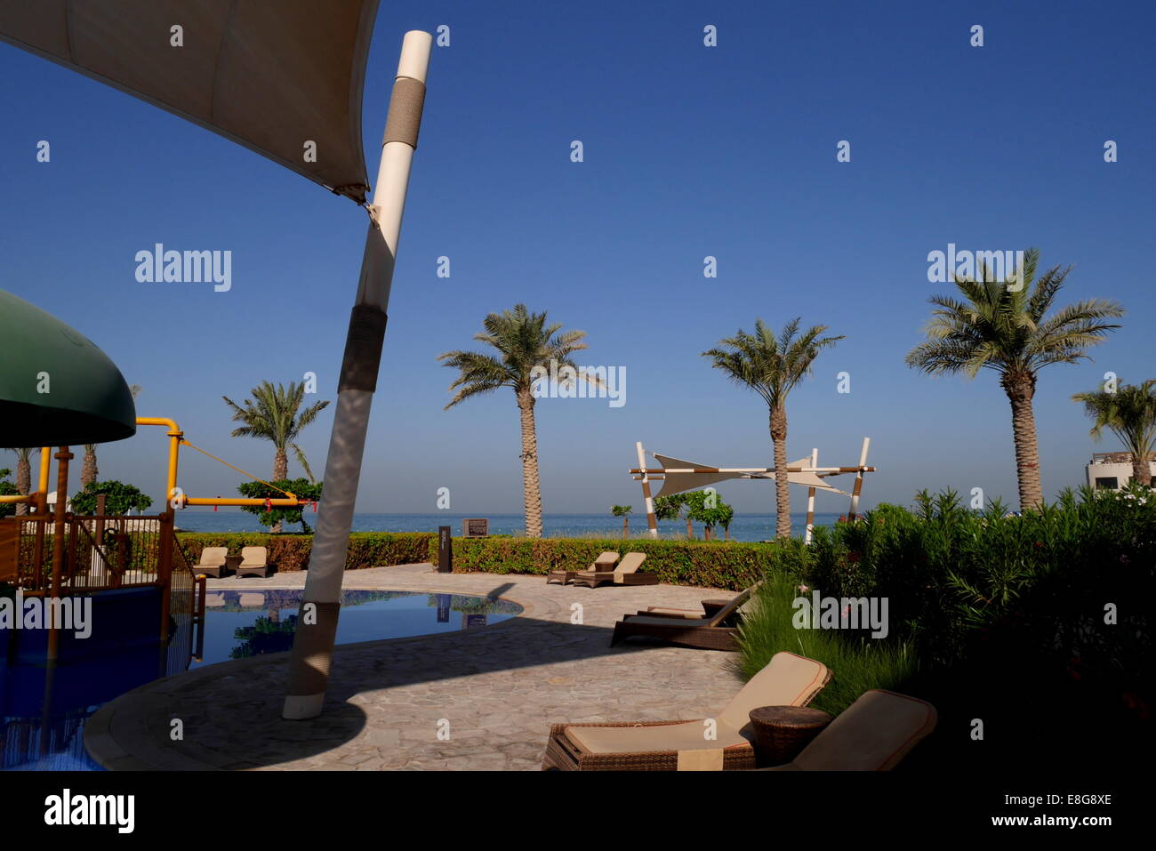 Zallaq beach hi-res stock photography and images - Alamy