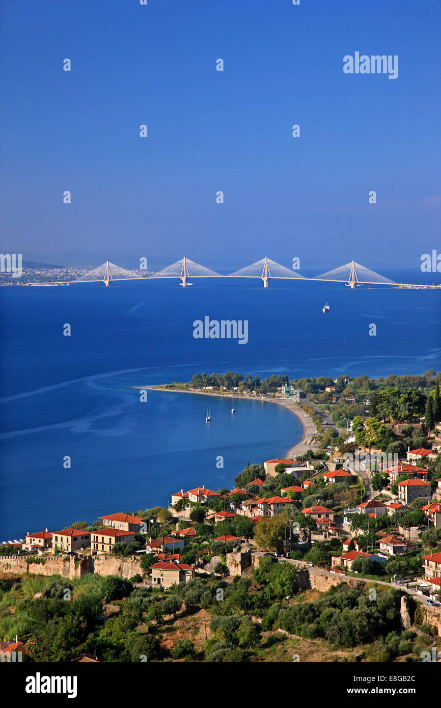 Panoramic view of Nafpaktos (Lepanto) town and its castle