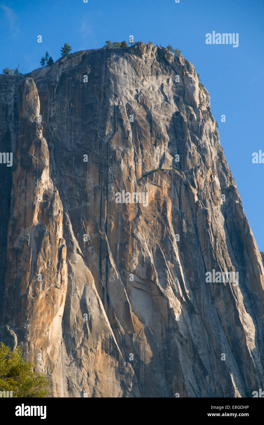 Yosemite Point from Yosemite Falls Trail, Yosemite National Park, California Stock Photo