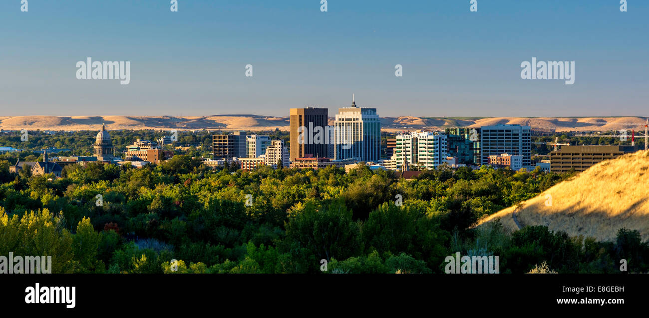 First light of the day on the Boise Skyline Stock Photo Alamy