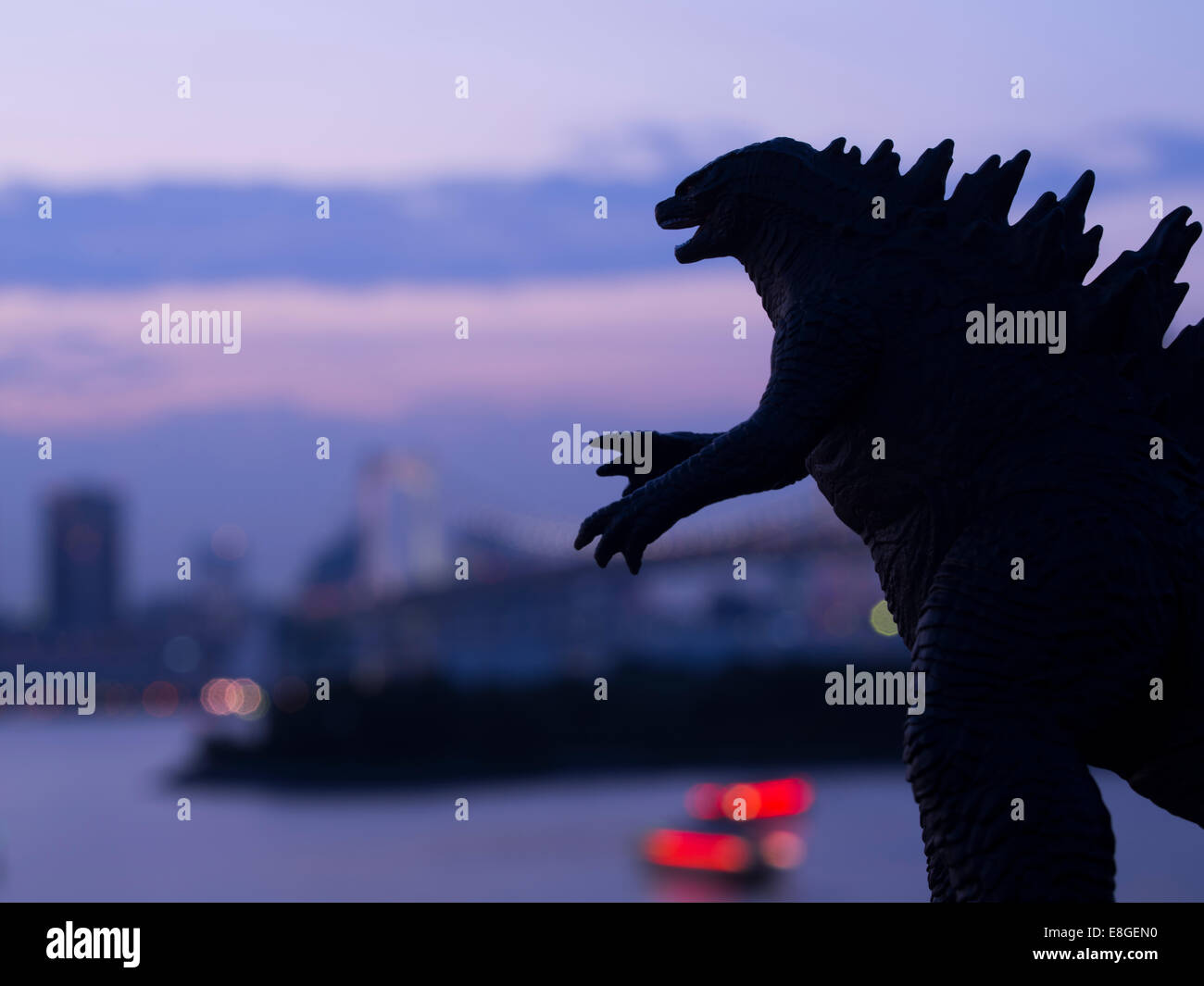 Godzilla ( toy ) looms over the Tokyo Bay, Odaiba, Tokyo, JAPAN Stock ...