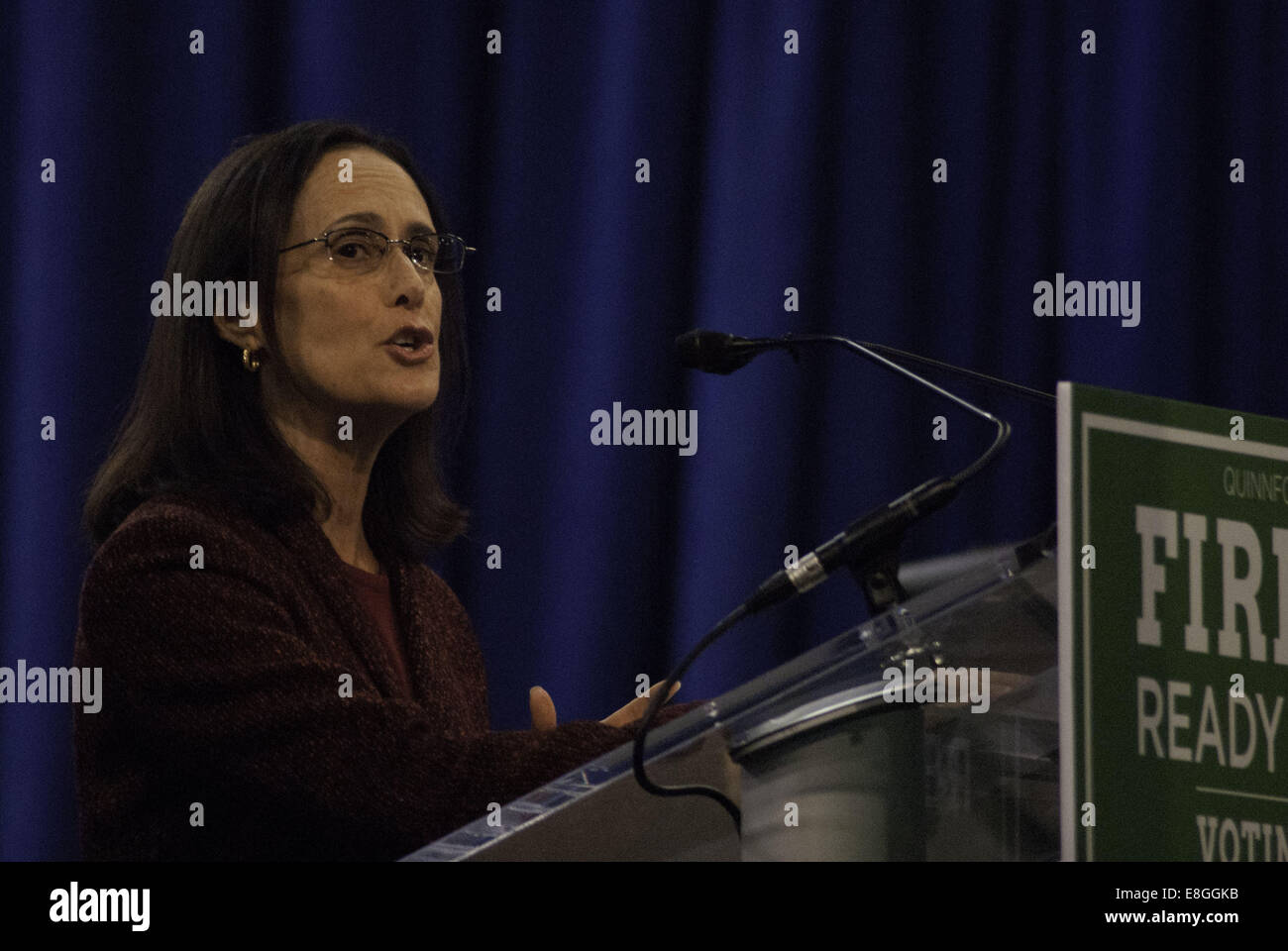 Lisa madigan hires stock photography and images Alamy