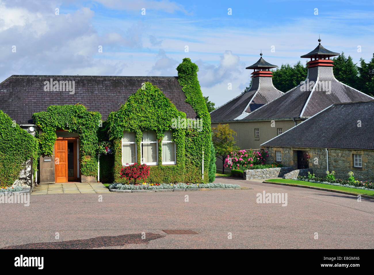 The Glenfiddich whisky distillery, Dufftown, Moray, Scottish Highlands, Scotland, United Kingdom Stock Photo