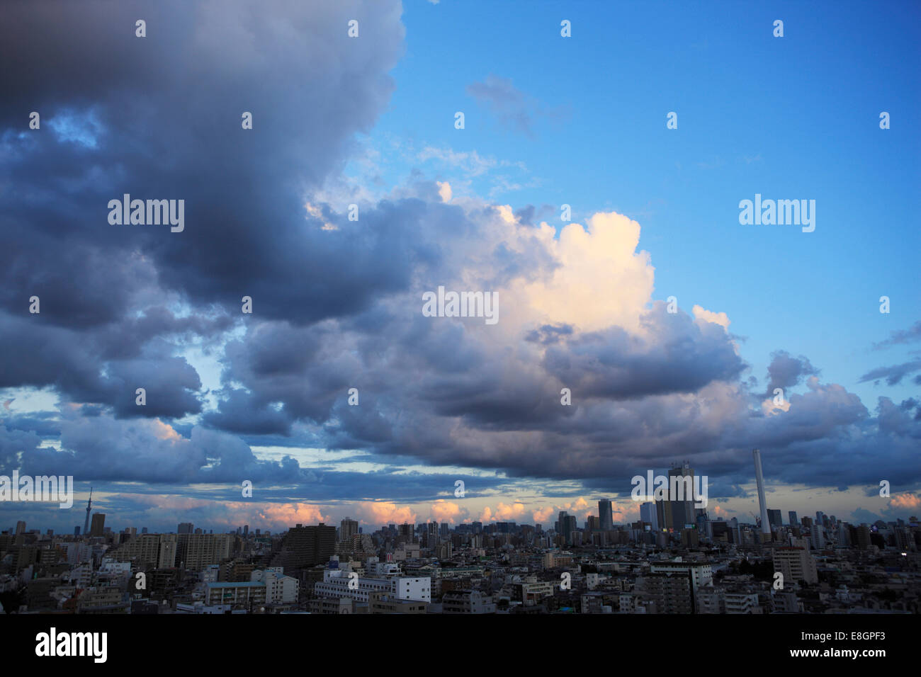 Sunshine 60 Building Tokyo High Resolution Stock Photography and Images ...