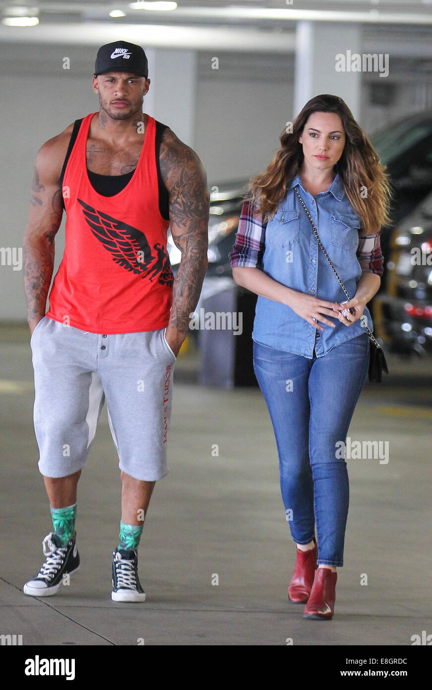 Kelly Brook and fiance David McIntosh go grocery shopping at Whole