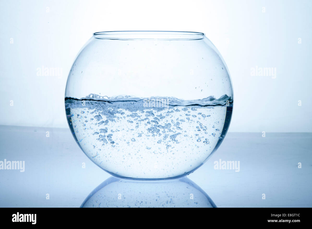 Glass Bowl Water Stock Photos & Glass Bowl Water Stock Images Alamy
