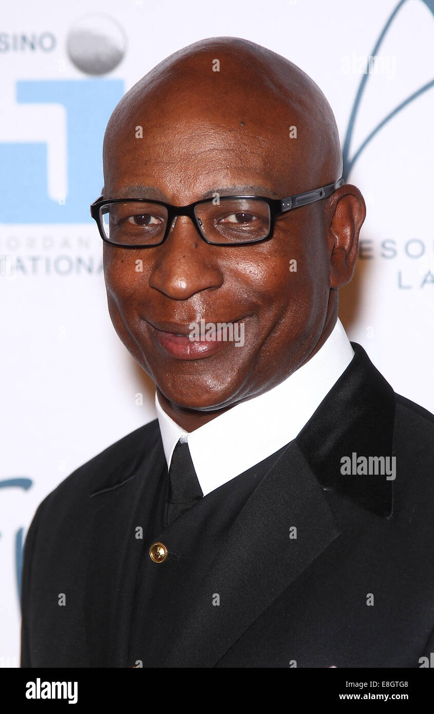 Eric dickerson hi-res stock photography and images - Alamy