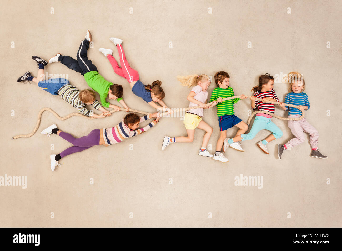 War and children hi-res stock photography and images - Alamy