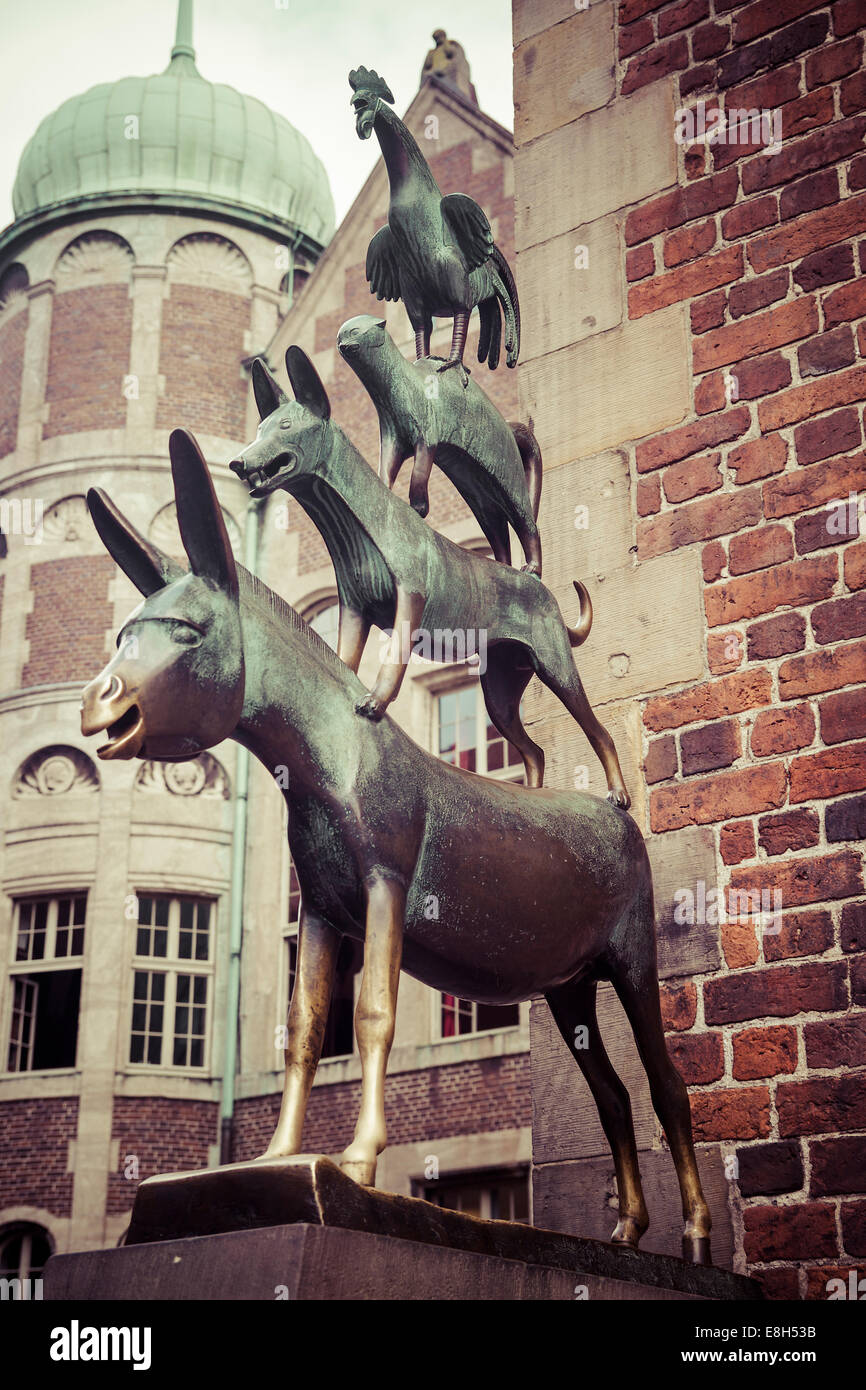 Germany, Bremen, statue of Town Musicians of Bremen at the town hall