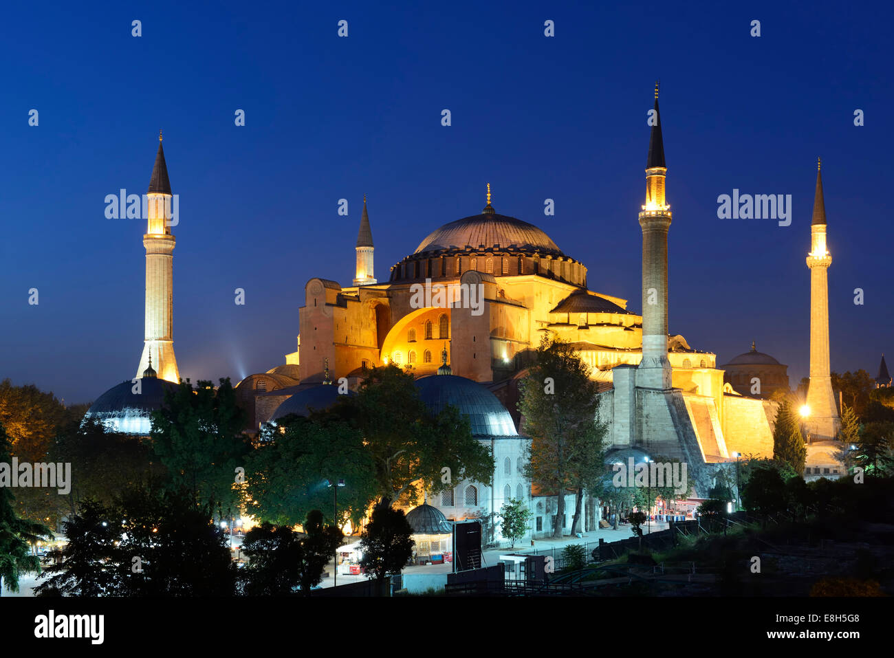Turkey, Istanbul, Hagia Sofia at night Stock Photo