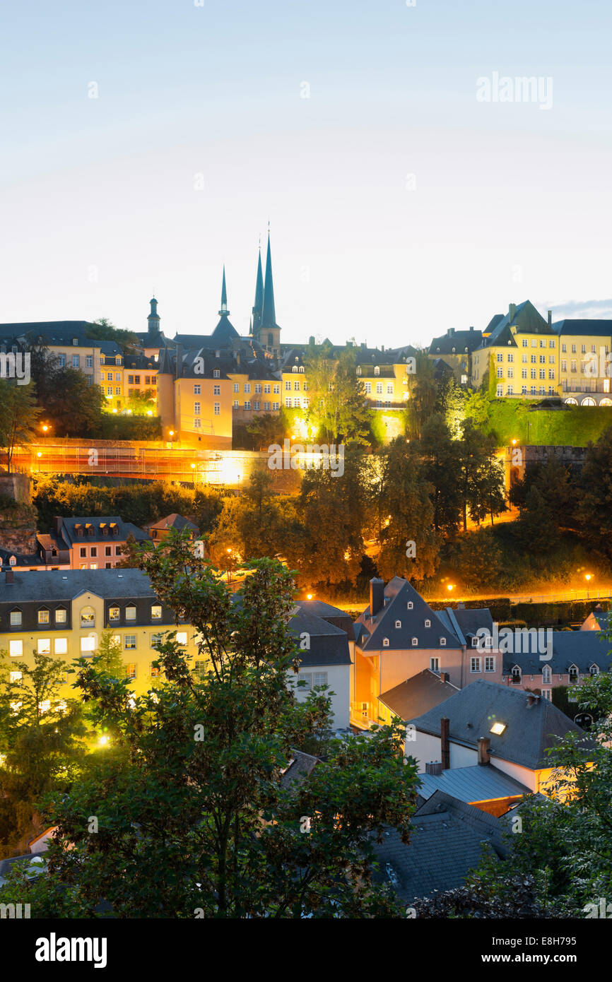 Luxembourg, Luxembourg City, View to the city district Grund, Notre-Dame Cathedral in the background, evening light Stock Photo