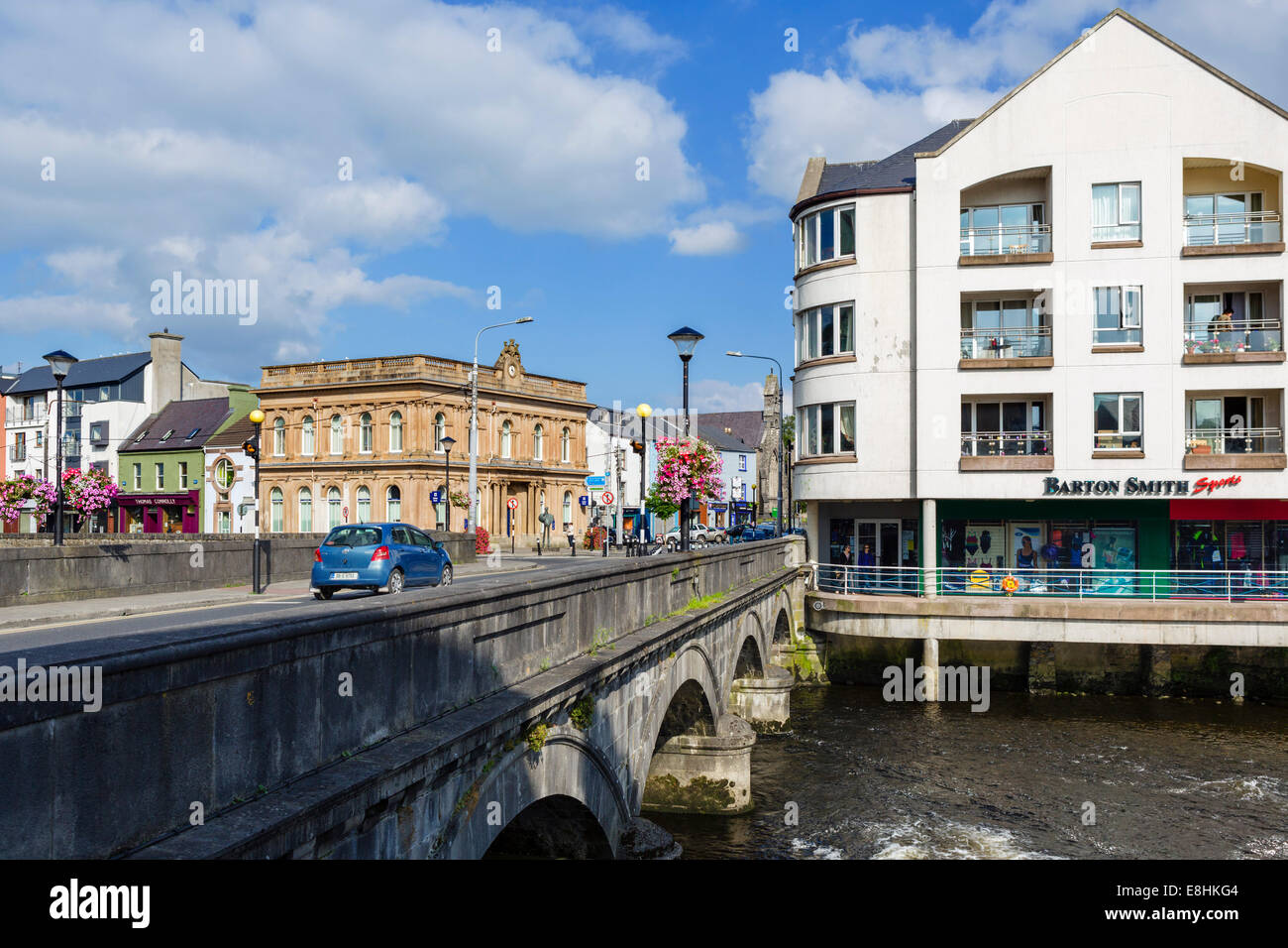 Hyde Bridge across the Garvoge River in the town centre, Sligo Town, County Sligo, Republic of Ireland Stock Photo