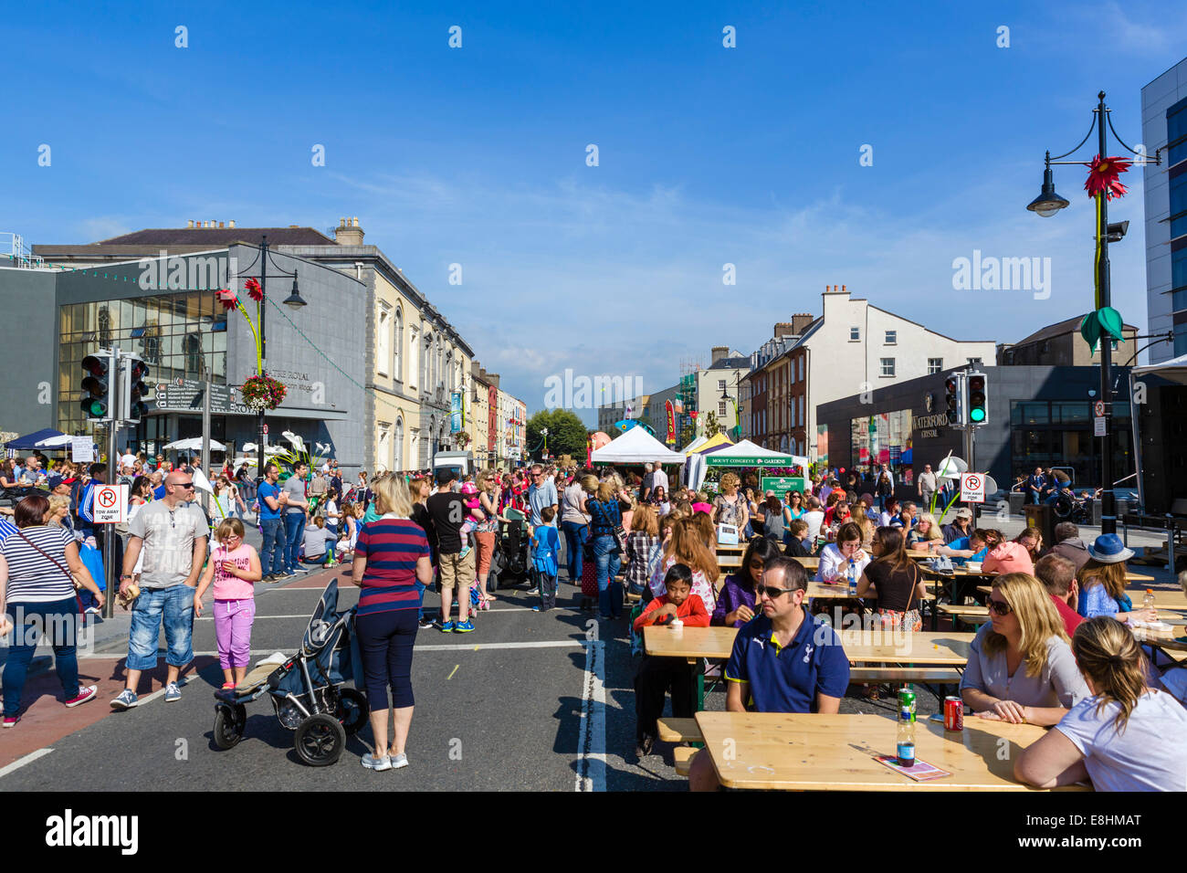 Parnell Street in the Viking Triangle during Harvest Festival Sept 2014, Waterford City, County Waterford, Republic of Ireland Stock Photo