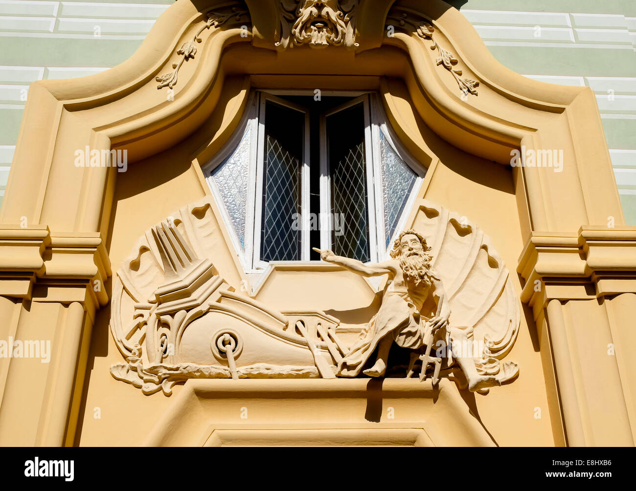 1920s art deco building hi-res stock photography and images - Alamy