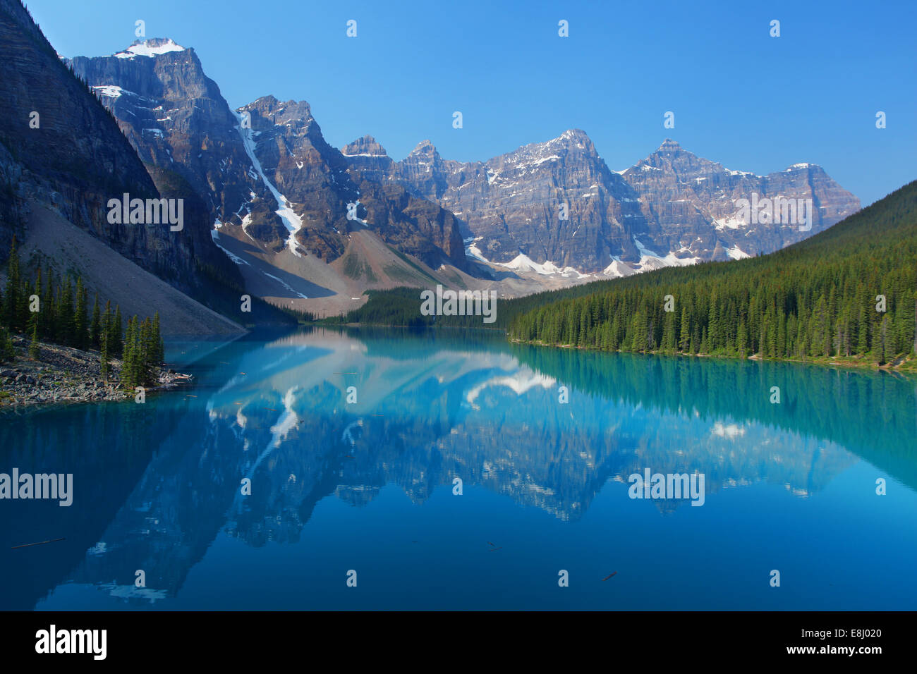 Moraine Lake in the Canadian Rockies Stock Photo - Alamy