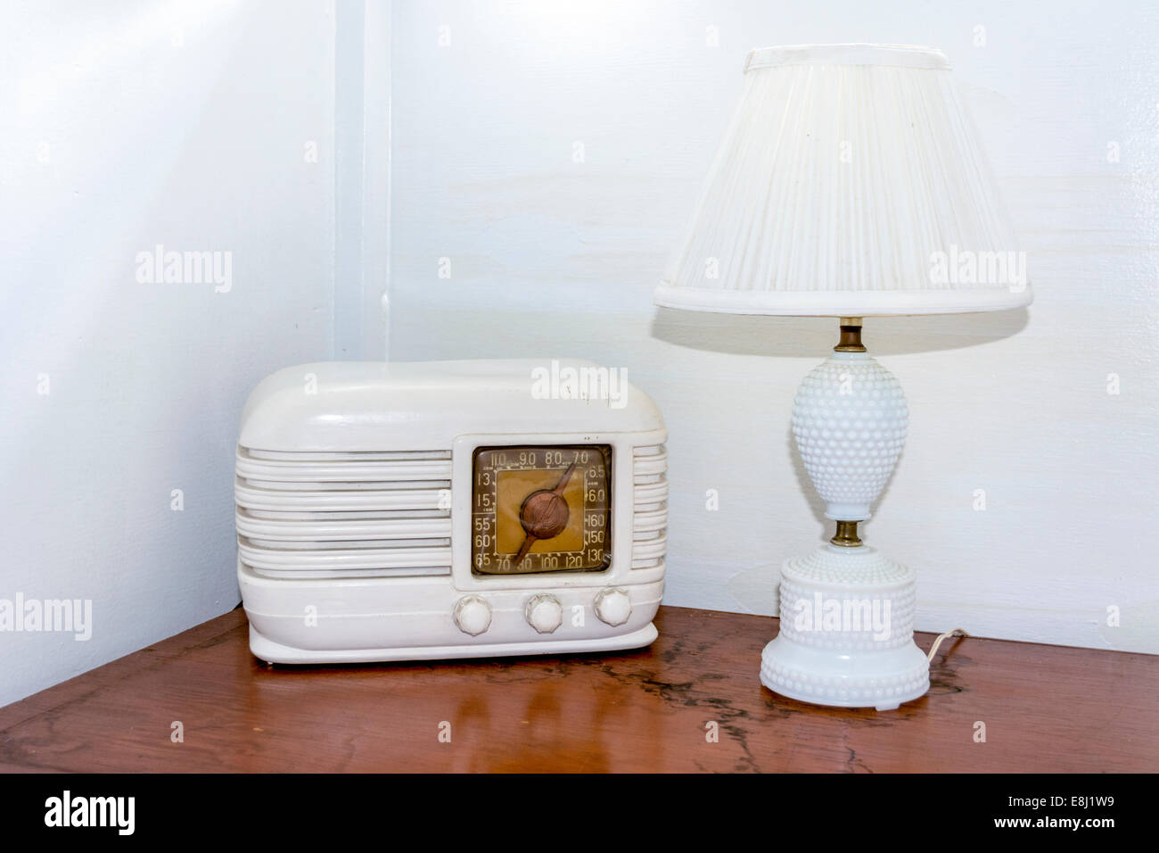 Antique clock radio and lamp Stock Photo Alamy