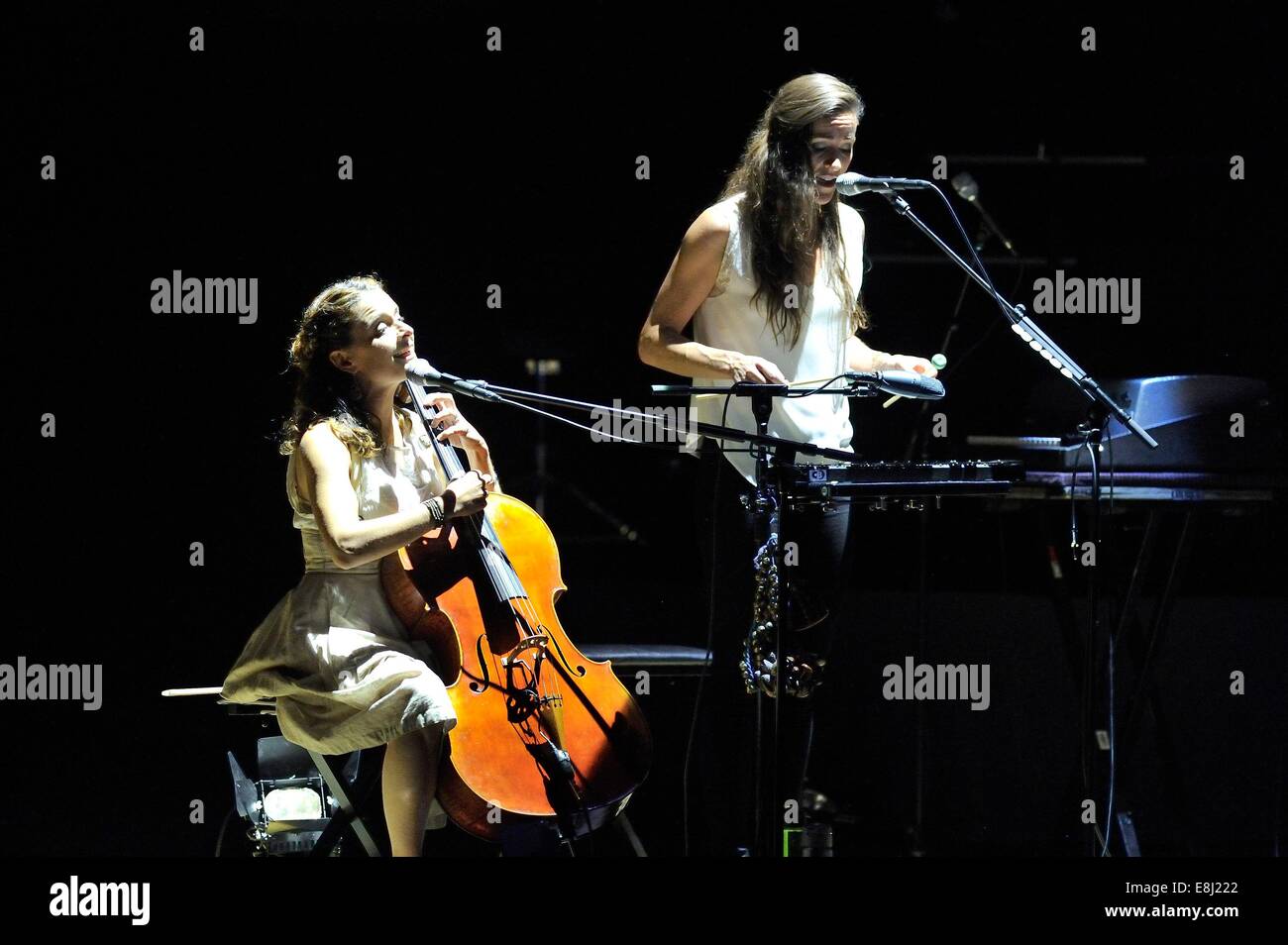 Raining jane hires stock photography and images Alamy