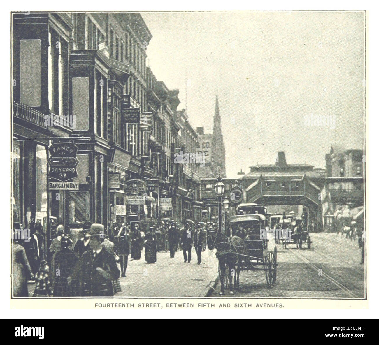 Between fifth avenue and sixth avenue hi-res stock photography and ...