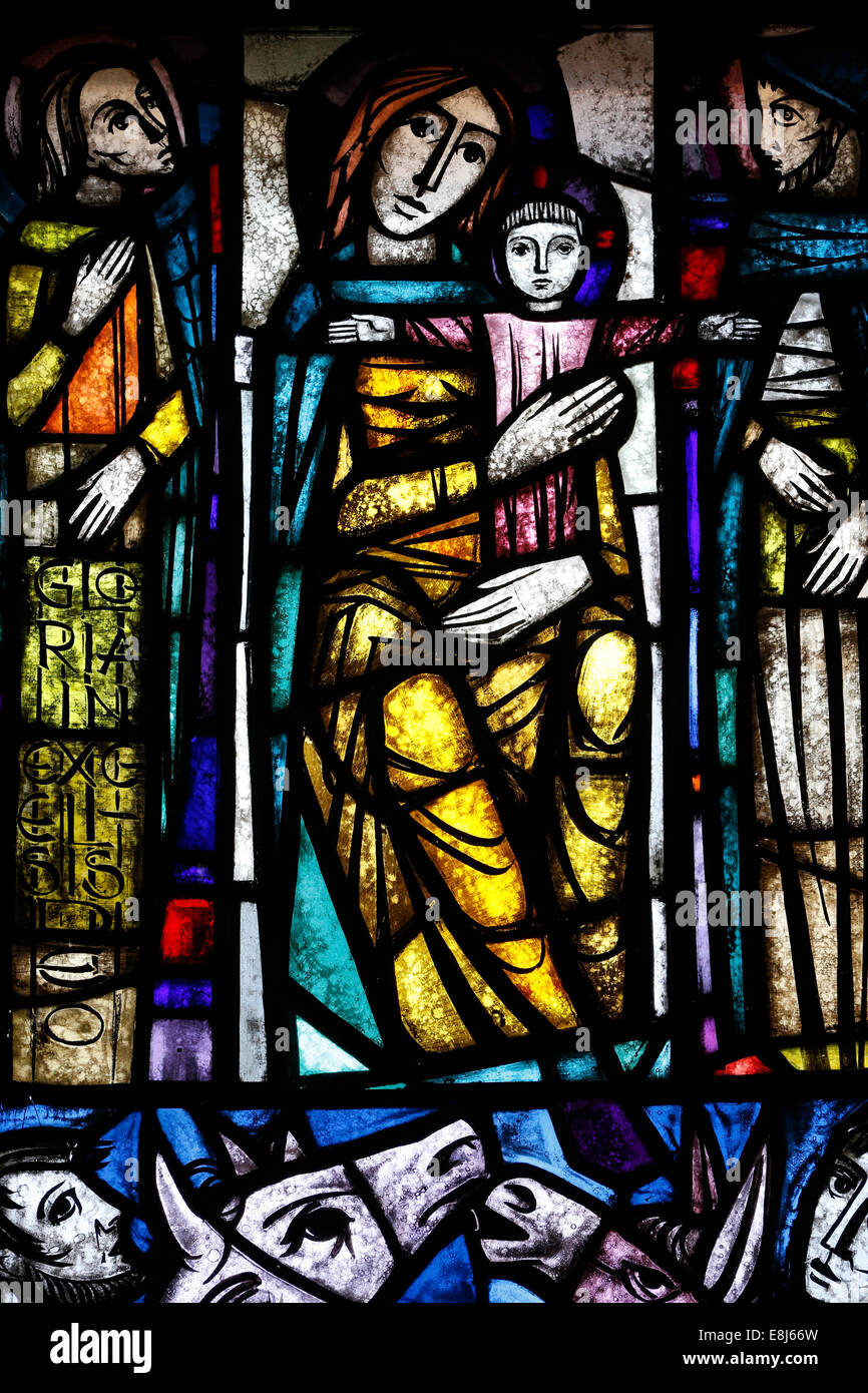 Stained-glass window. Madonna and Child Stock Photo - Alamy