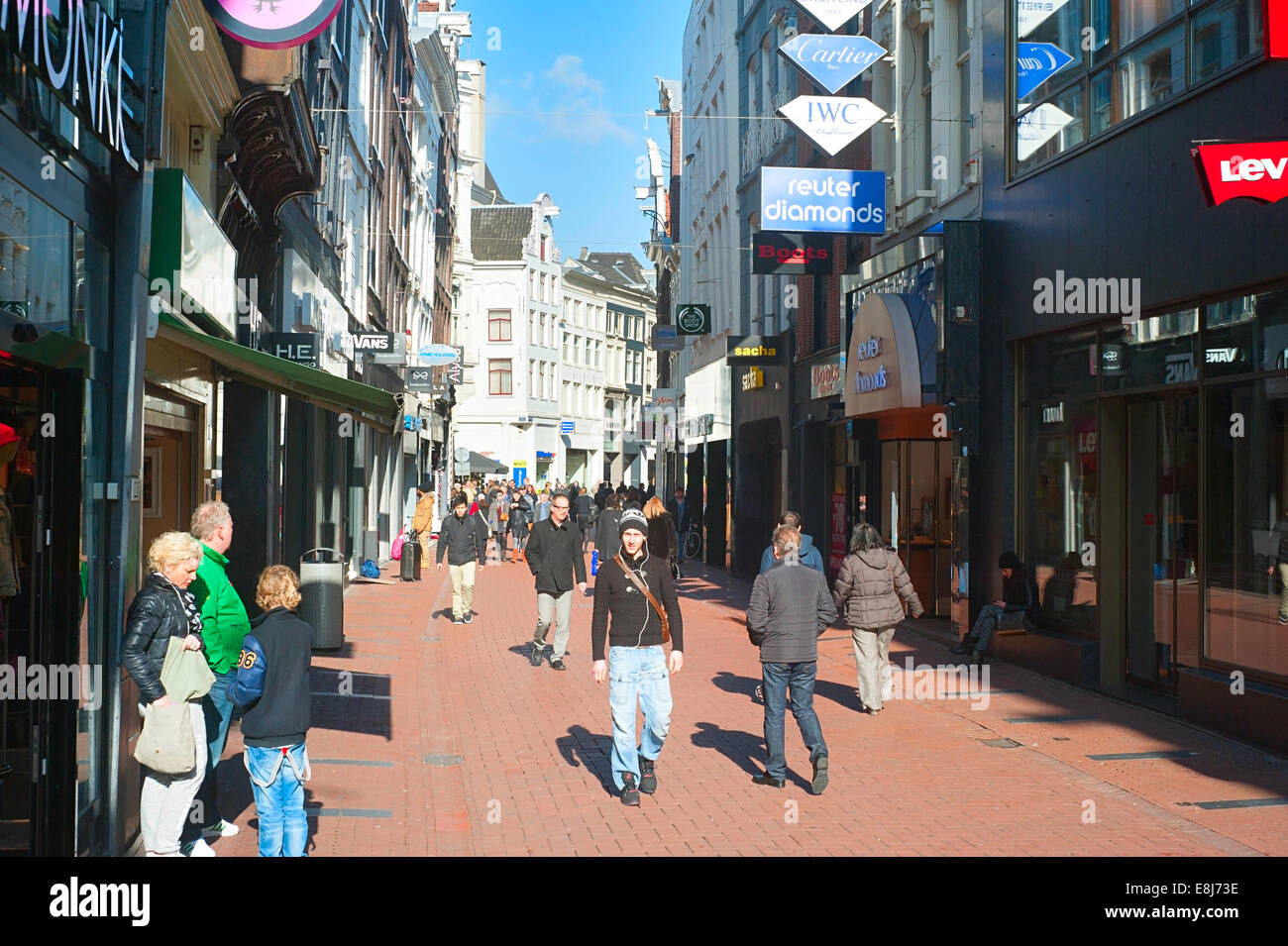 Shopping street amsterdam kalverstraat hi-res stock photography and images  - Alamy