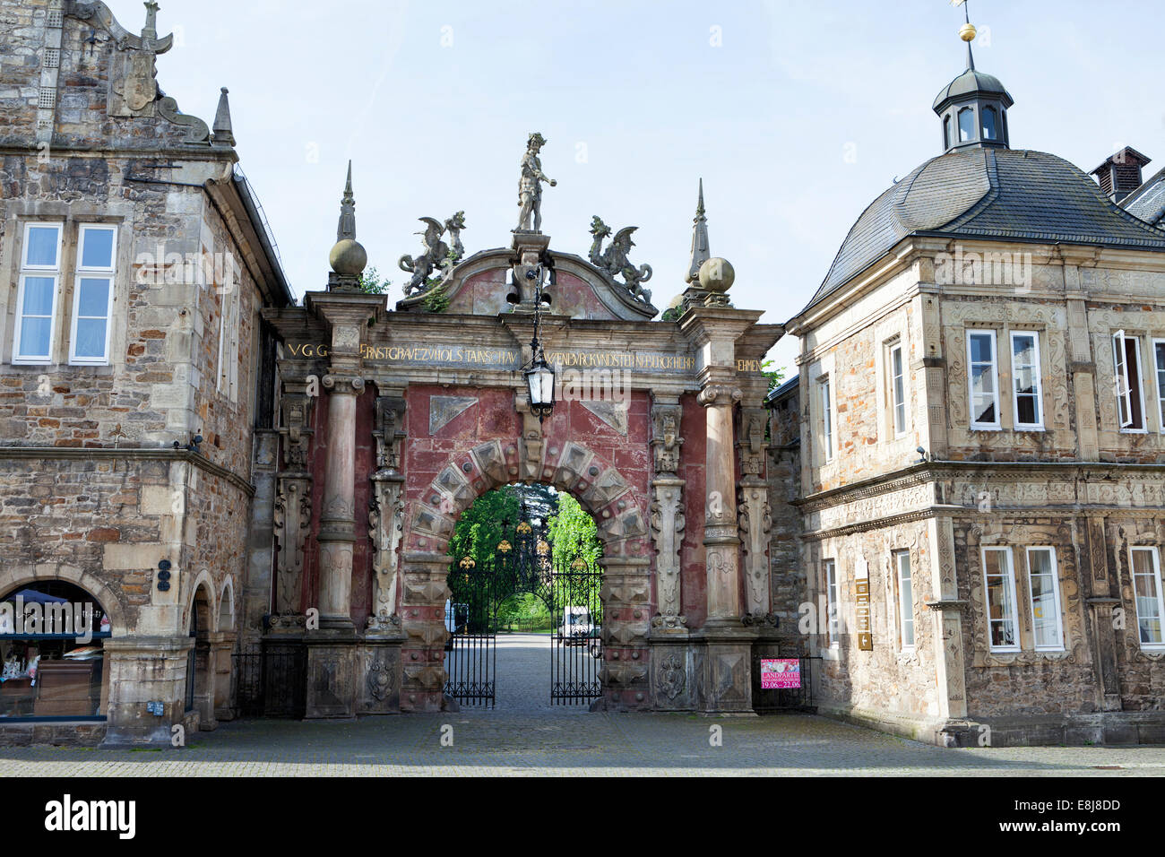 Entrance portal to Schloss Bueckeburg Palace, Bueckeburg, Lower Saxony, Germany, Europe, Eingangsportal zum Schloss Bückeburg, B Stock Photo