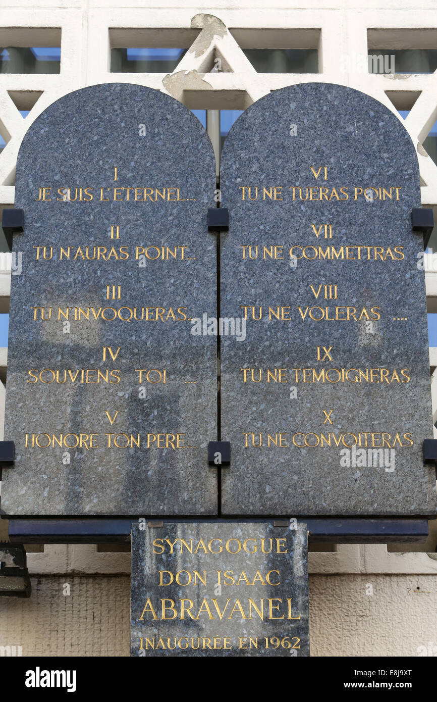 Don Isaac Abravanel synagogue. The 10 Commandments Stock Photo Alamy