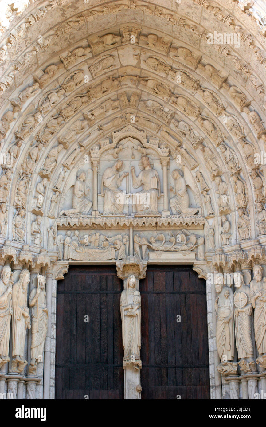 Chartres cathedral : North Gate central tympanum Coronation of Mary Stock Photo