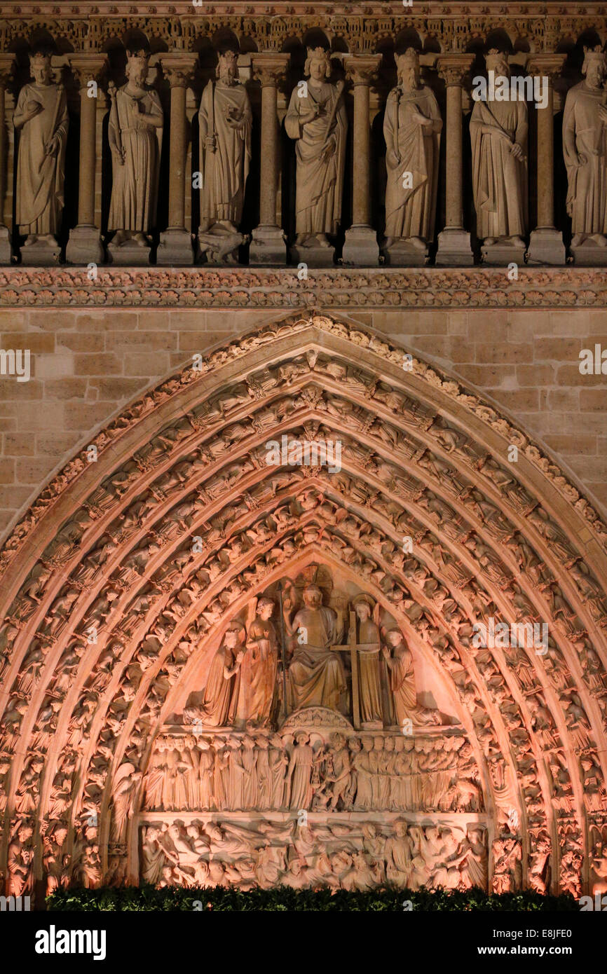 Tympanum of the Last Judgement. Notre-Dame de Paris cathedral Stock ...