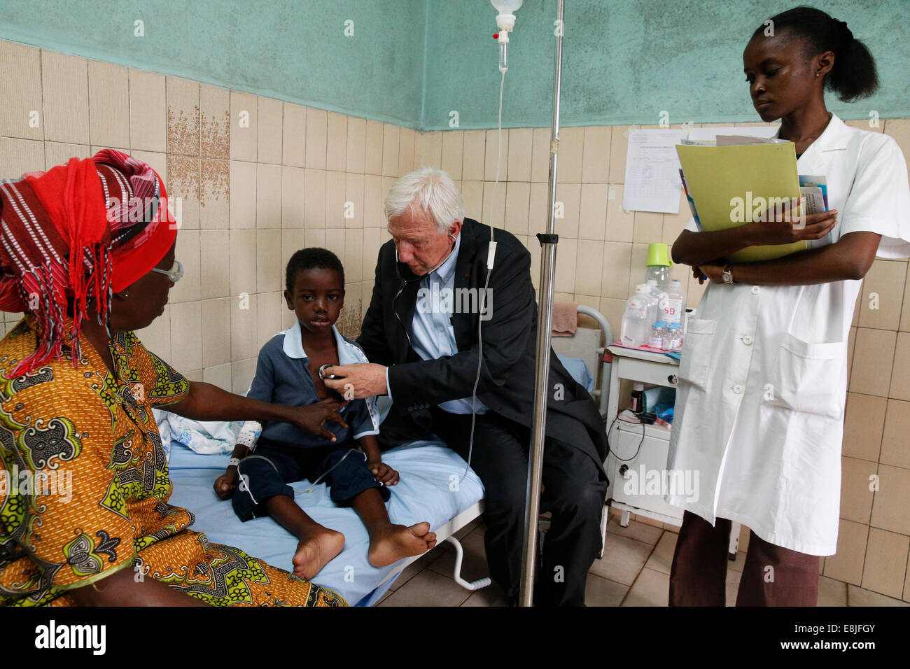 Libreville Hospital. Sick child. Consultation with Pr. Alain Deloche. Stock Photo