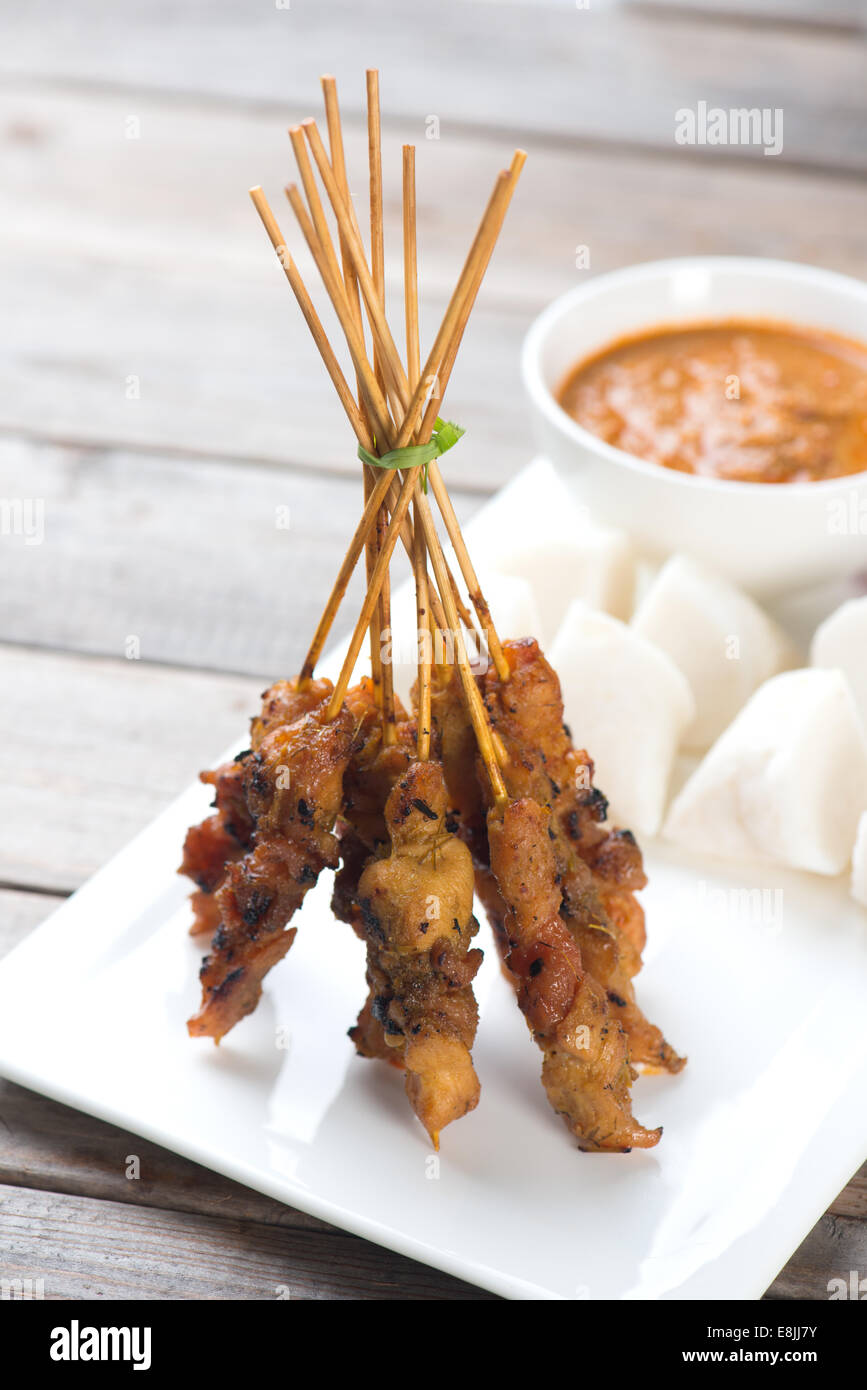 delicious malaysian satay with curry sauce Stock Photo Alamy